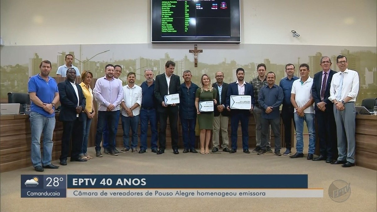 EPTV recebe homenagem pelos 40 anos na Câmara de Vereadores de Pouso