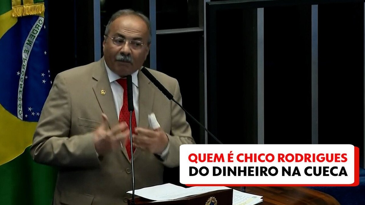 Conselho de Ética abre processo contra senador flagrado dinheiro na