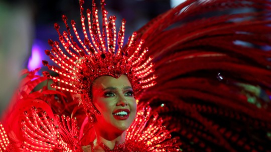 Presidente da Grande Rio confirma permanência de Virginia como rainha