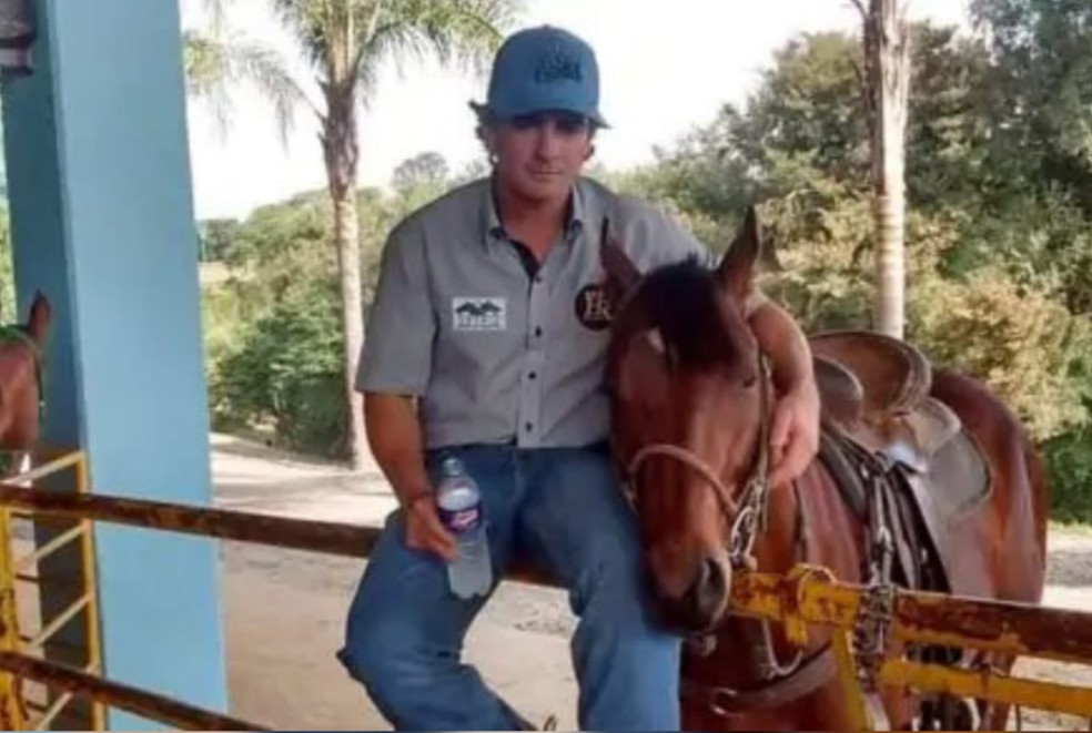 Everton Passos de Andrade foi encontrado morto em rio após ir a uma festa com amigos — Foto: Reprodução