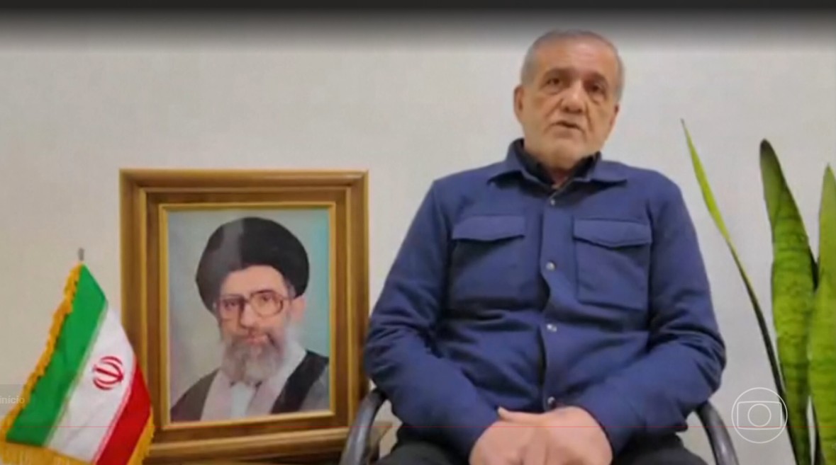 Presidente iraniano pede desculpas a vizinhos atingidos por mísseis e diz que país não vai se render