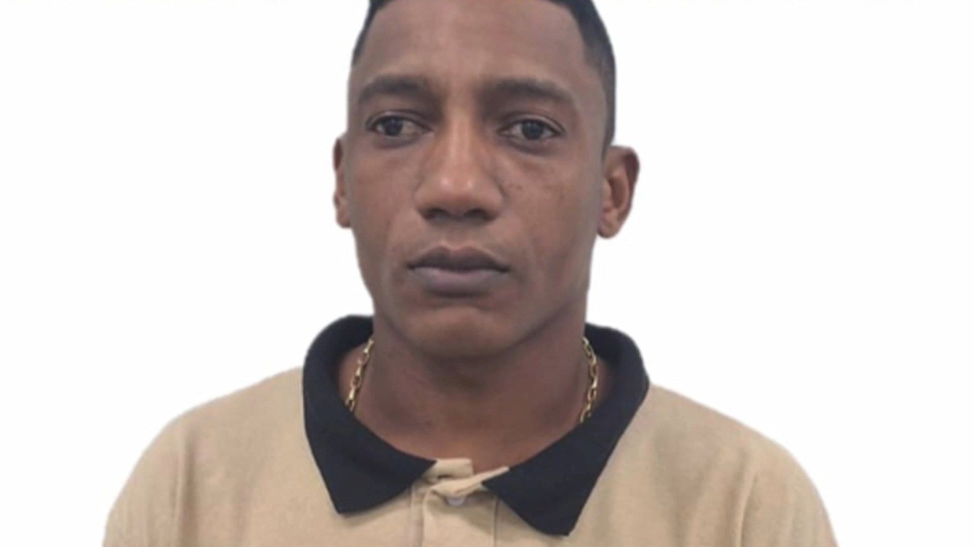 Câmeras usadas para vigiar polícia  são retiradas de poste em ação que deixou suspeito ferido no ES