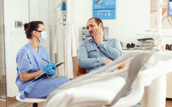 A dor de dente não pode esperar: Saiba onde buscar ajuda 24h