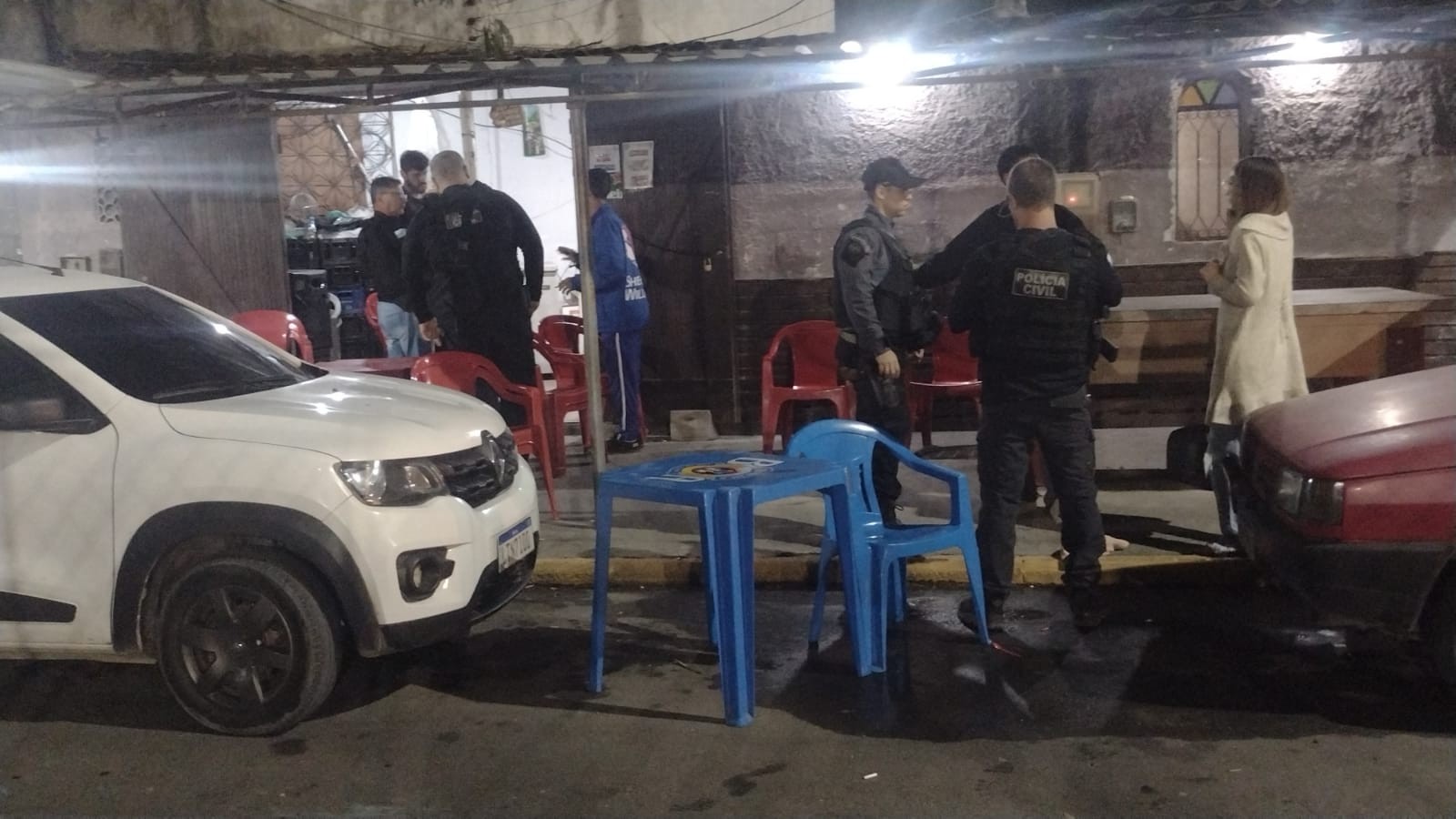 Policial militar de folga é morto em bar de Maricá