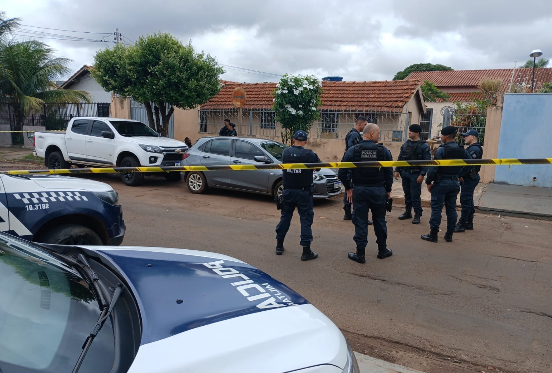 Empresária é assassinada pelo ex-companheiro e filha fica ferida em Campo Grande