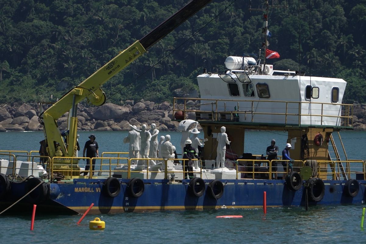 Litoral de SP terá 1º centro de visitação subaquático do Brasil; vídeo mostra esculturas no mar