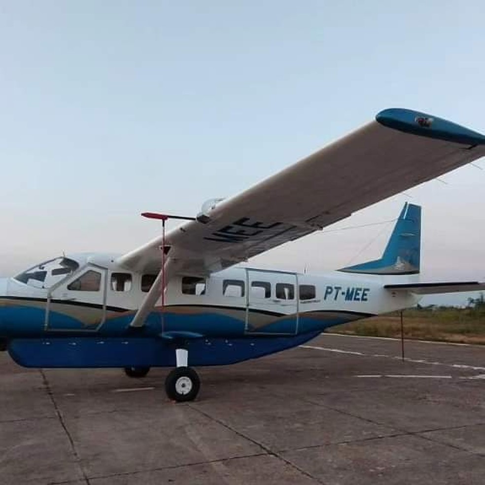 Avião caiu em Rio Branco na manhã deste domingo (29). — Foto: Divulgação