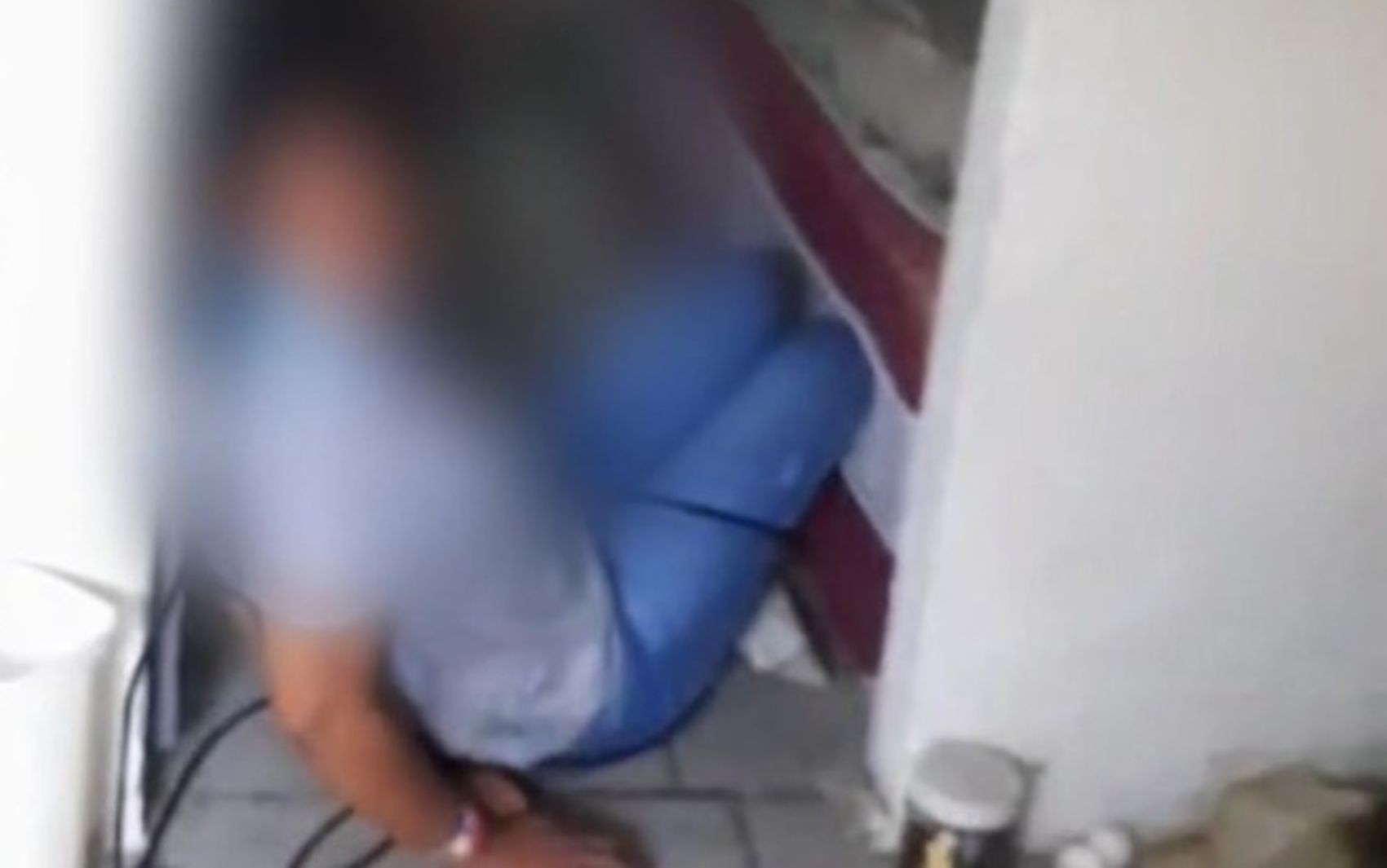 Mulher amordaçada e com mãos e pés amarrados é resgatada de cárcere privado na Zona Sul de Aracaju