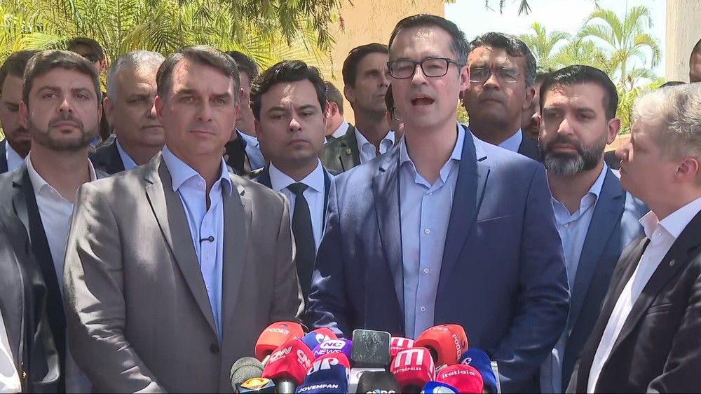 Partido Novo oficializa apoio à candidatura de Flávio Bolsonaro para o segundo turno