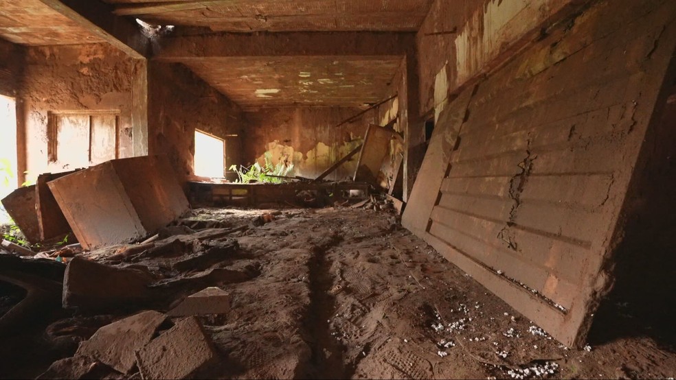 Bento Rodrigues, em Mariana, dez anos após rompimento da barragem da Samarco — Foto: Thâmer Pimentel/ TV Globo
