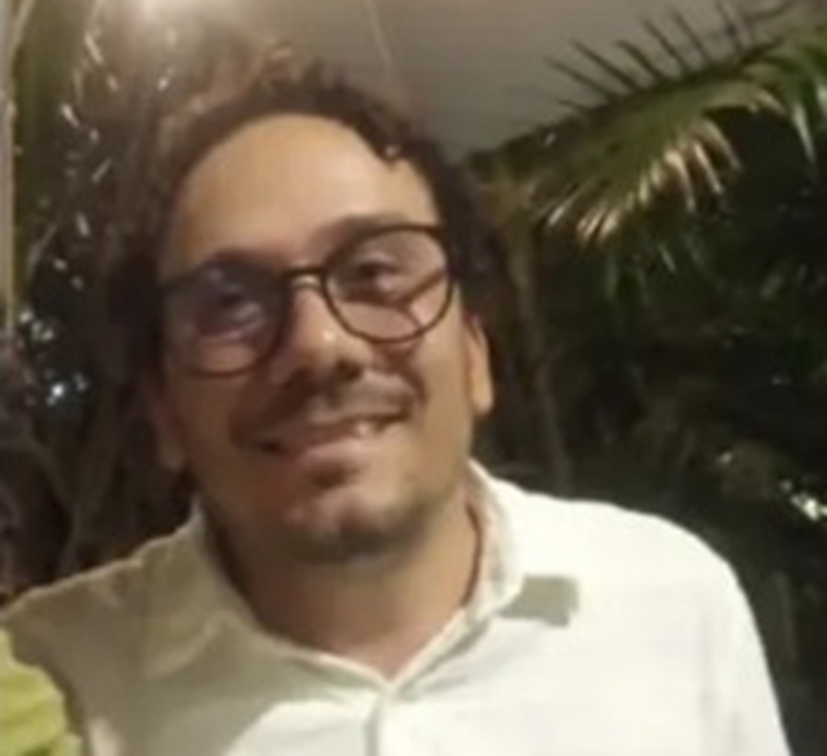 Professor é espancado até a morte dentro de casa após suspeita de estuprar duas crianças
