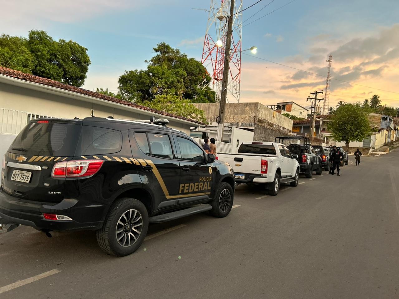 Operação para combater fraudes milionárias contra a Caixa Econômica é realizada em Alagoas