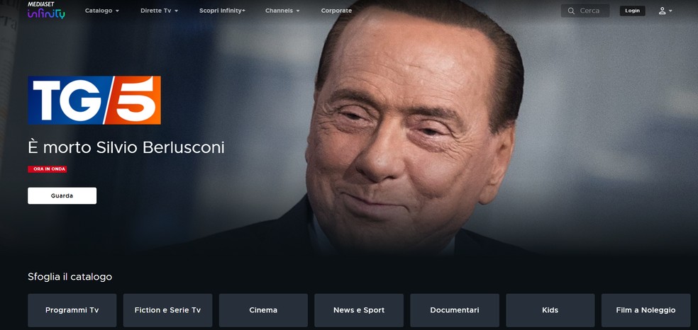 Reprodução da página principal do site da Mediaset, de Berlusconi, anuncia morte do premiê. — Foto: Reprodução/Mediaset