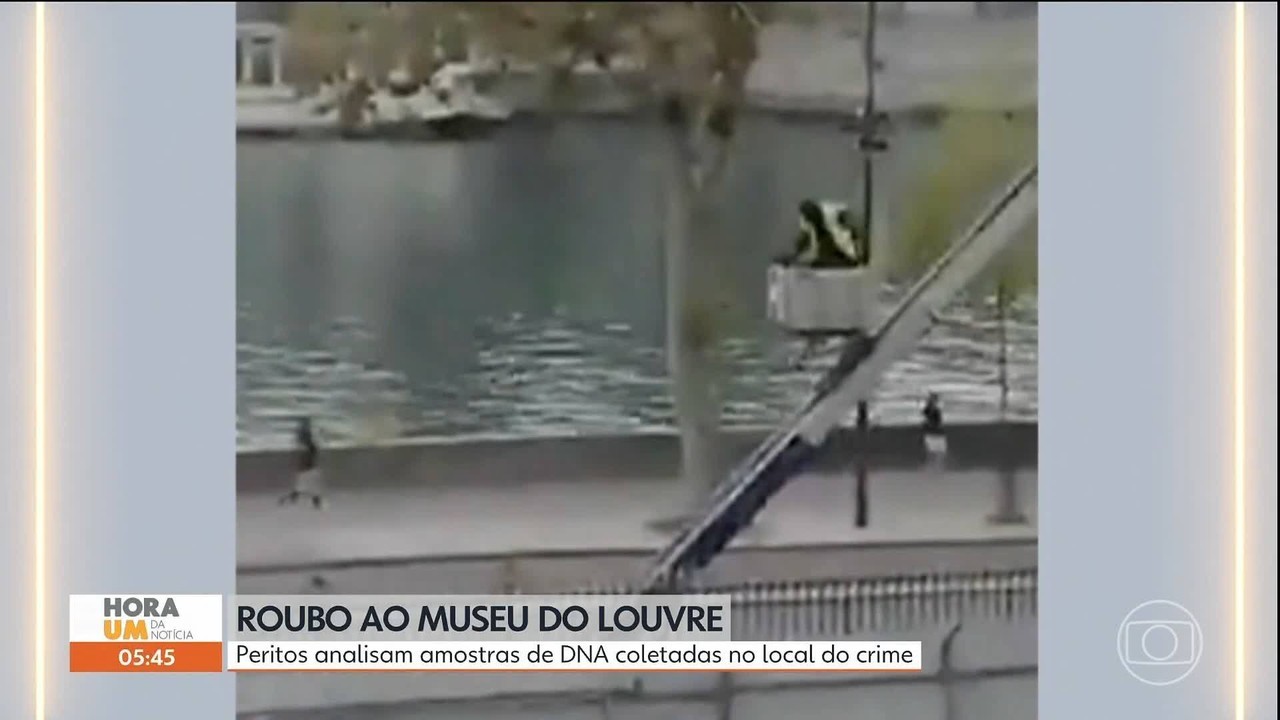 Dois suspeitos foram presos por roubo de joias no Louvre, aponta mídia francesa