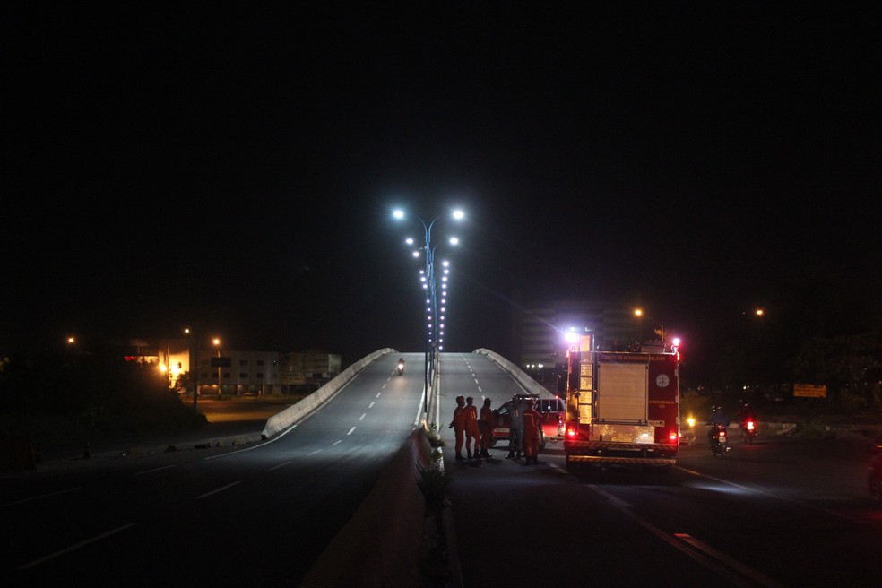 Elevado da Avenida Miguel Rosa — Foto: Gilderson Oliveira/TV Clube