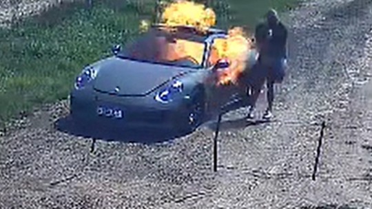 Dono de Porsche comunica roubo do veículo no PR, mas imagem põe versão em xeque