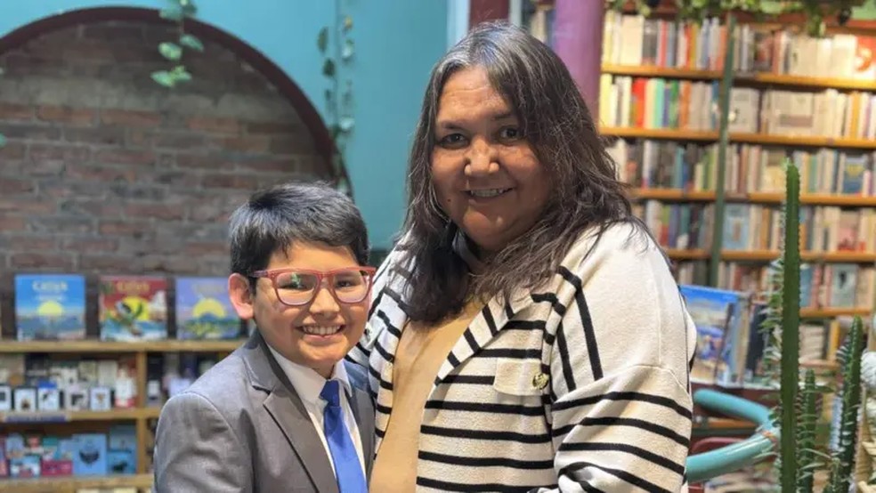 A mãe de David Camacho percebeu que seu filho aprendia com muita rapidez, em comparação com as outras crianças. — Foto: BBC