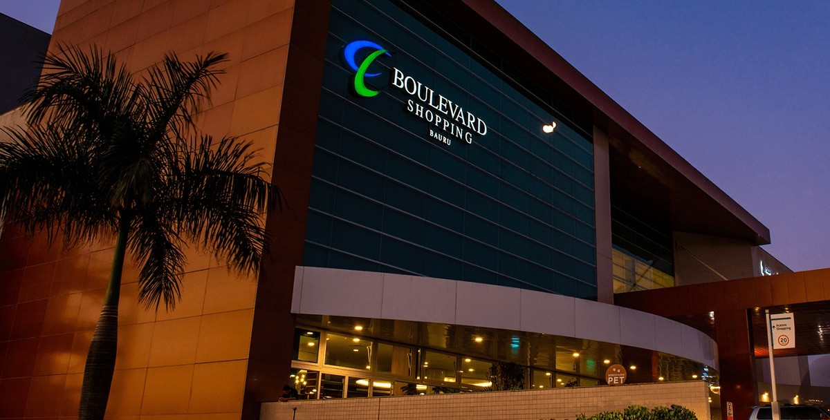 Mulher é esfaqueada por ex-companheiro em shopping de Bauru