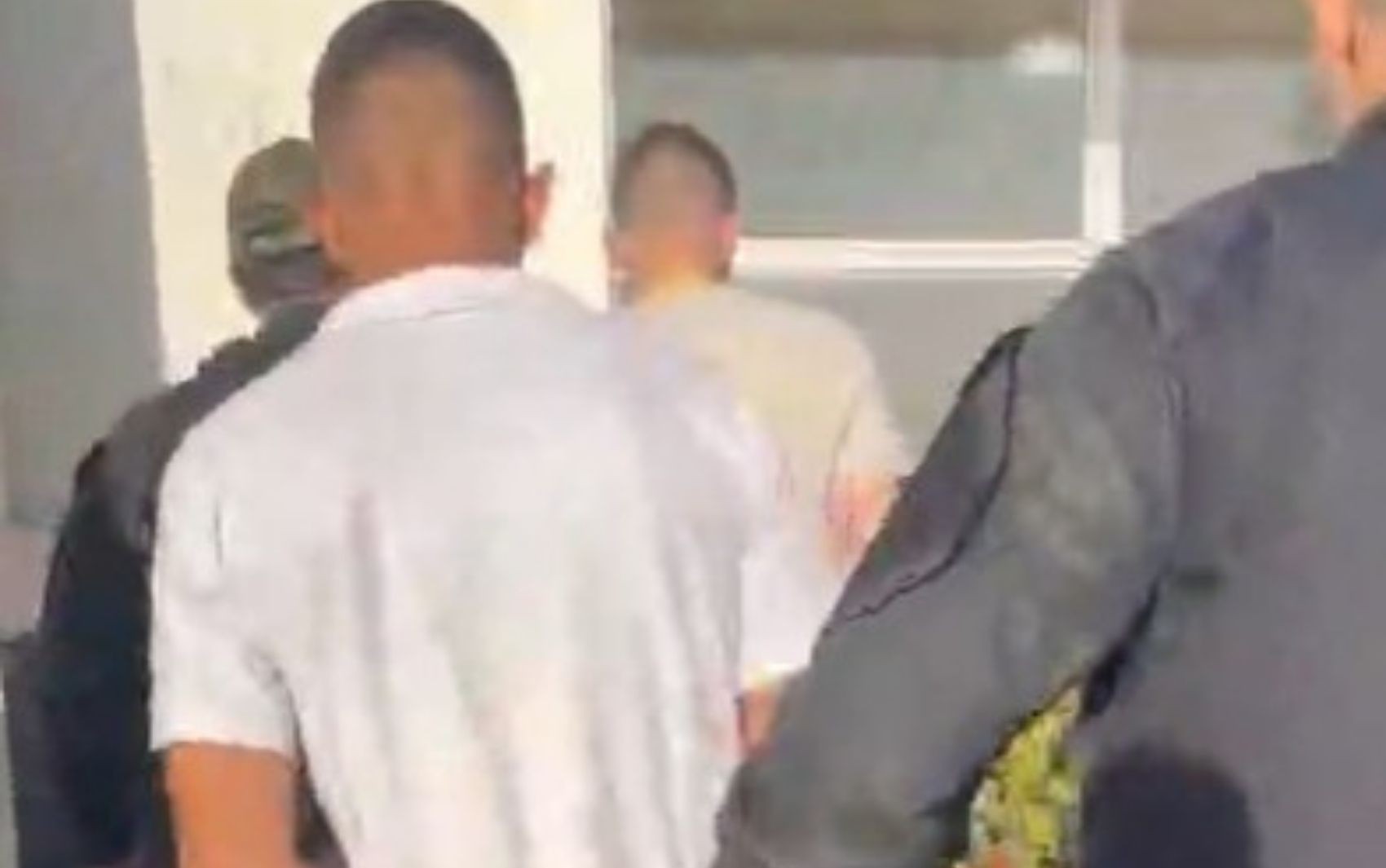 Operação contra tráfico de drogas prende três suspeitos em Nuporanga, SP