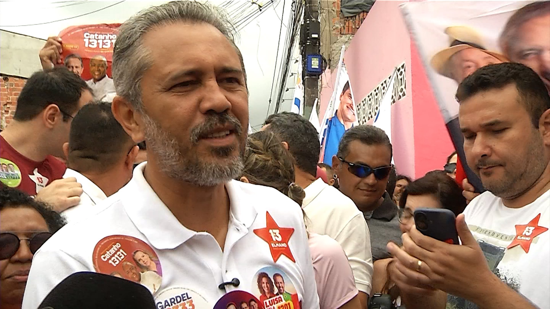 Elmano de Freitas promete contratar mais 6 mil policiais se for reeleito governador