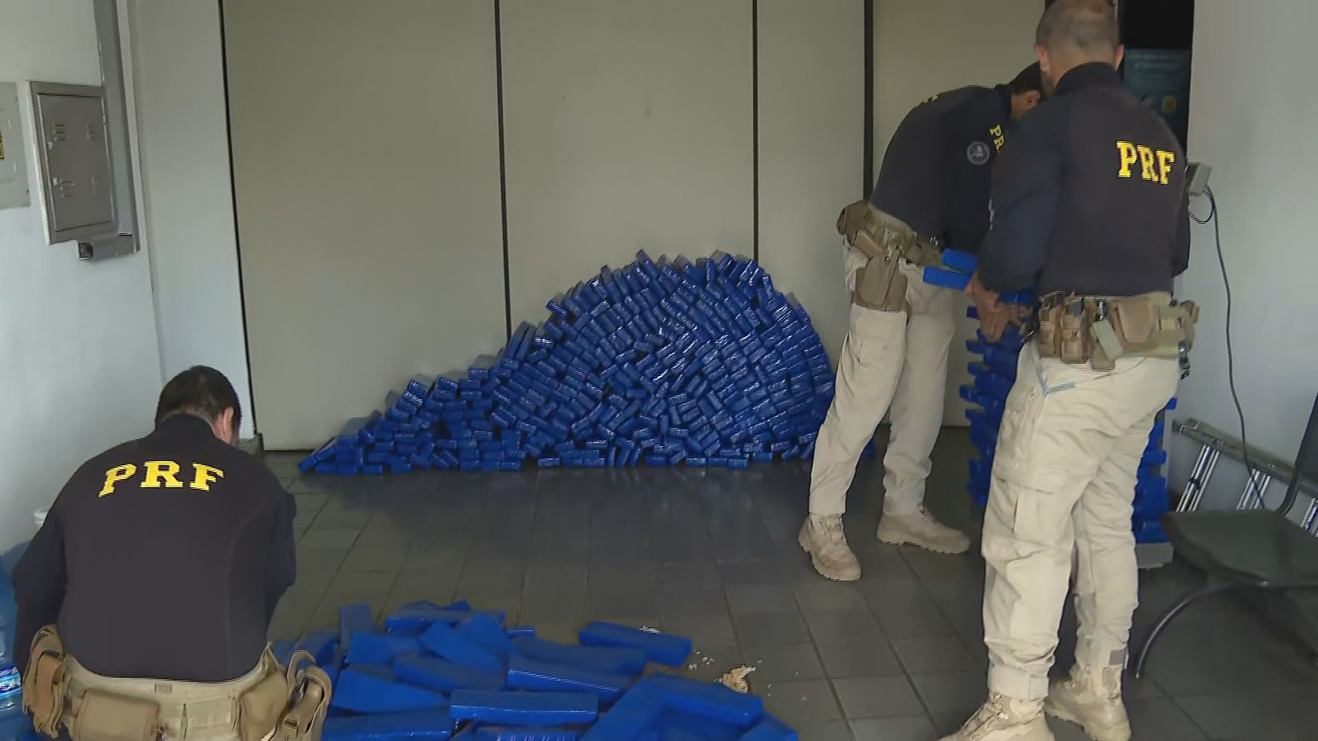Carro clonado com 400kg de maconha é apreendido em Betim, na Grande BH
