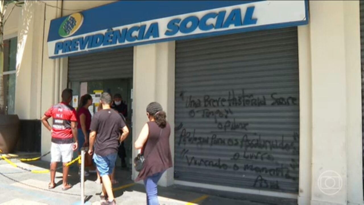 Fila de pedidos do INSS cresce e está em quase 2,7 milhões de pessoas