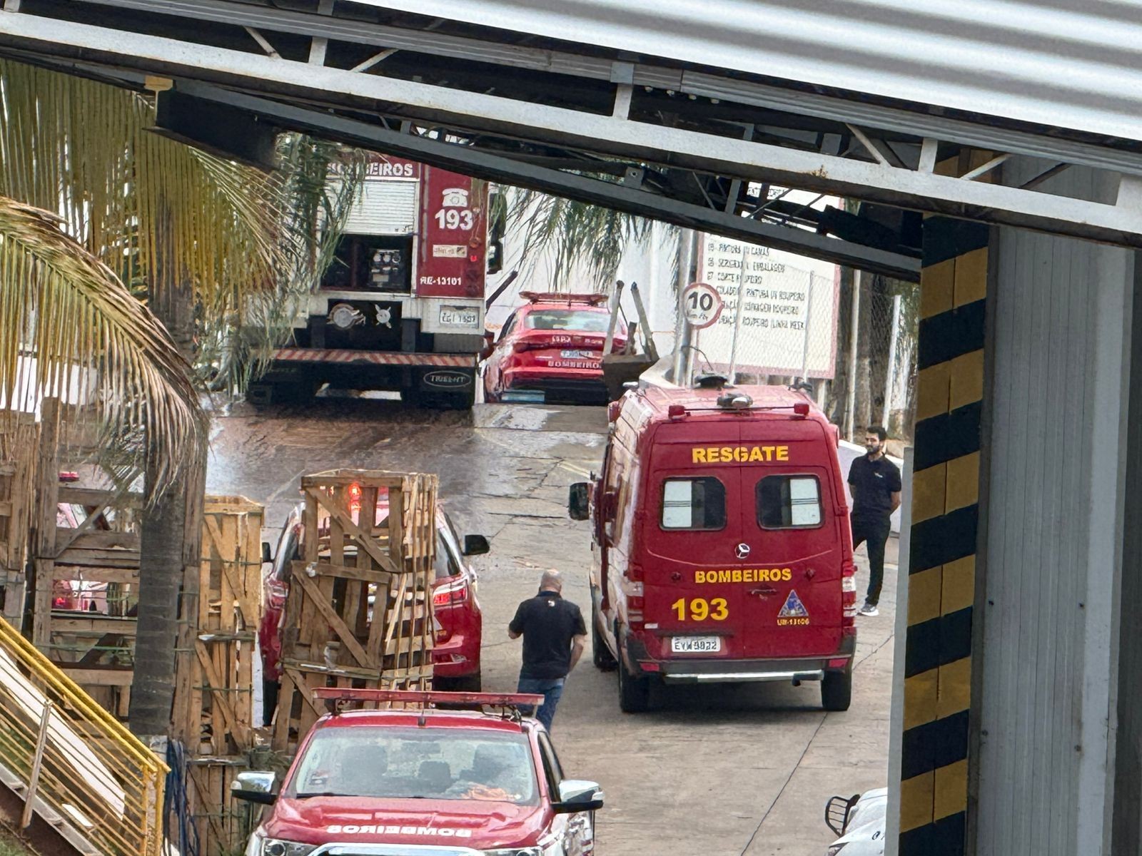 Fábrica de móveis tem explosão em Mirassol