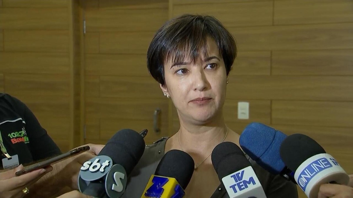 Jaqueline Coutinho assume Prefeitura atribuindo competência aos