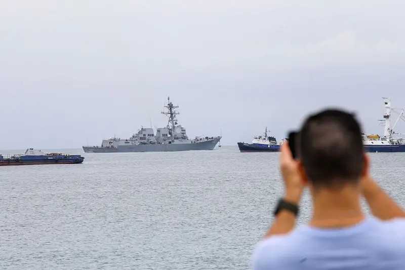 Caças, submarino nuclear e navios de guerra: as armas enviadas pelos EUA para proximidades da Venezuela