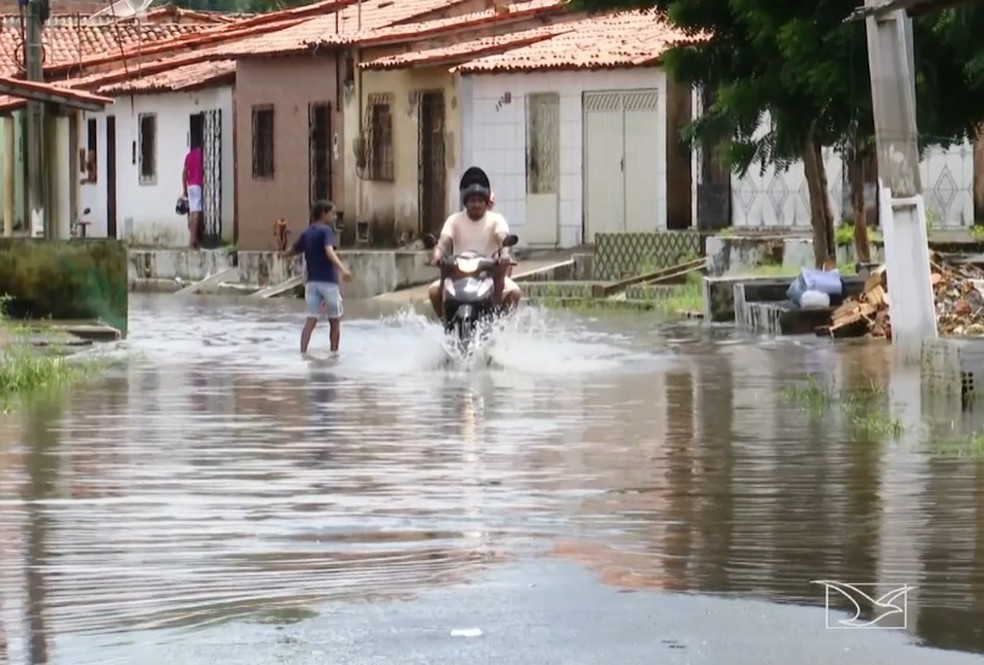 Trizidela do Vale (MA) têm sofrido com as consequências da cheia do rio Mearim — Foto: Reprodução/TV Mirante