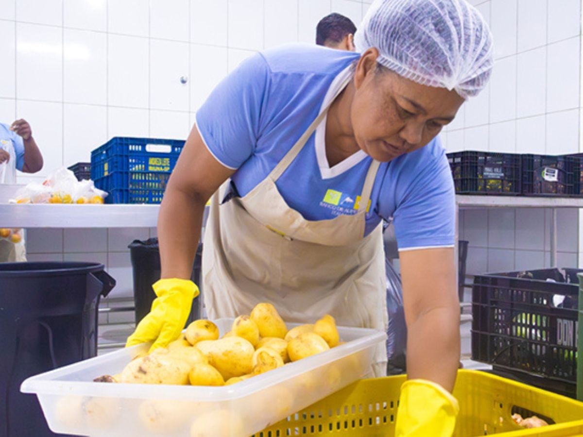 
Governo federal premia cidade do litoral de SP por ação de combate à fome