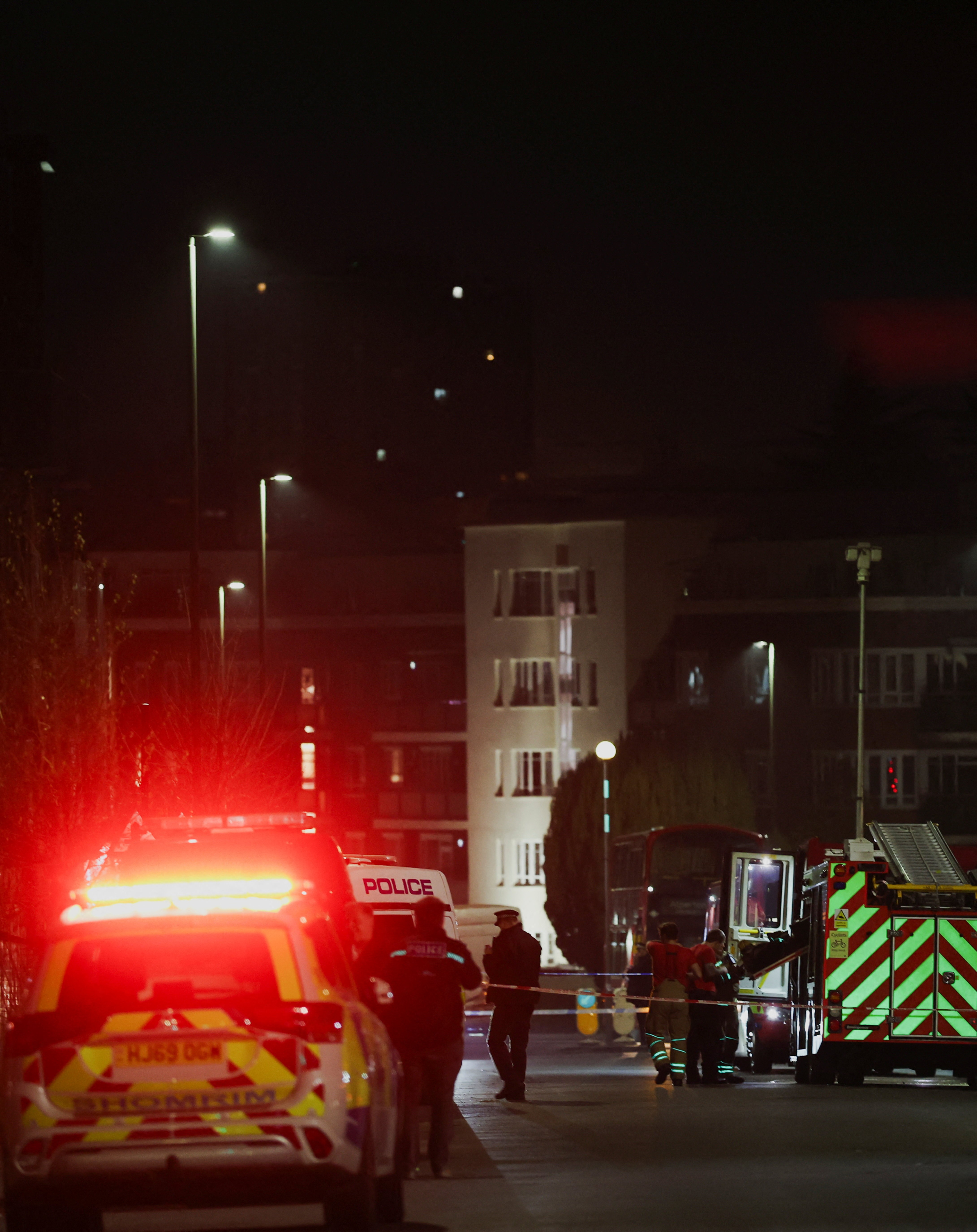 Quatro ambulâncias da comunidade judaica são incendiadas em Londres 