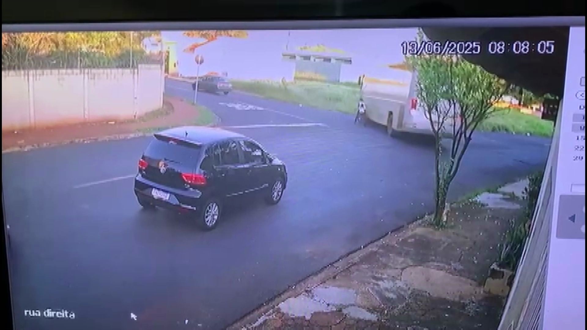 Ônibus atropela irmãs de bicicleta, e criança morre em Ribeirão Preto; VÍDEO