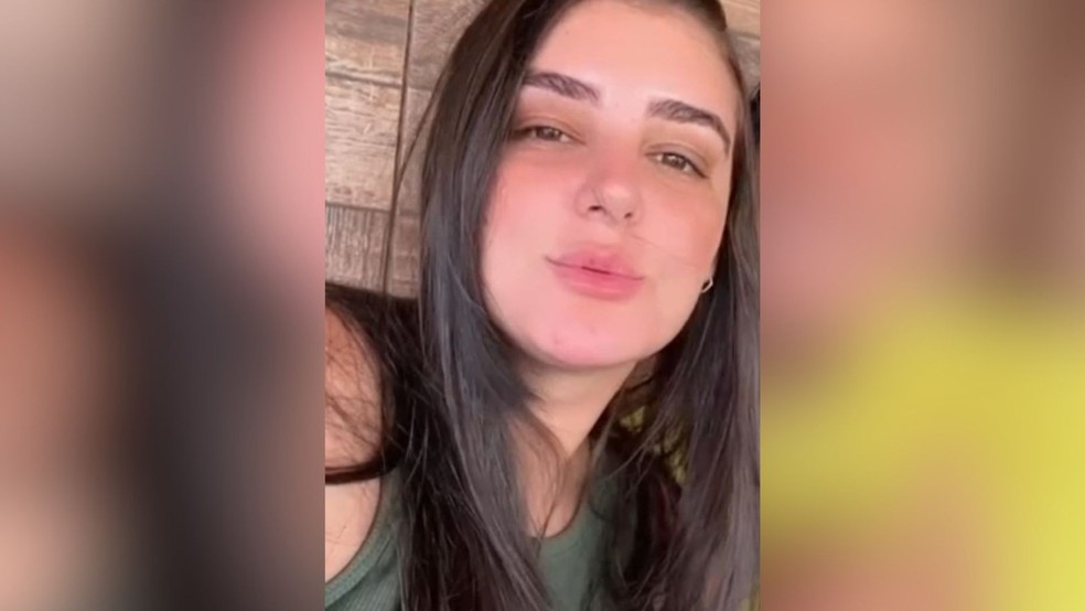 B&aacute;rbara Luana Fernandes Aleixo, gestante morreu em hospital de Tr&ecirc;s Marias &mdash; Foto: Arquivo pessoal/Reprodu&ccedil;&atilde;o