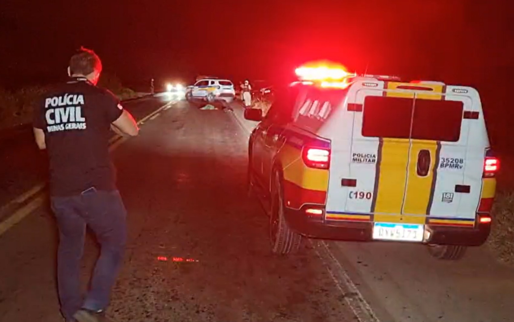 Homem é encontrado morto na MG-344 entre Pratápolis e Itaú de Minas; suspeita é de atropelamento