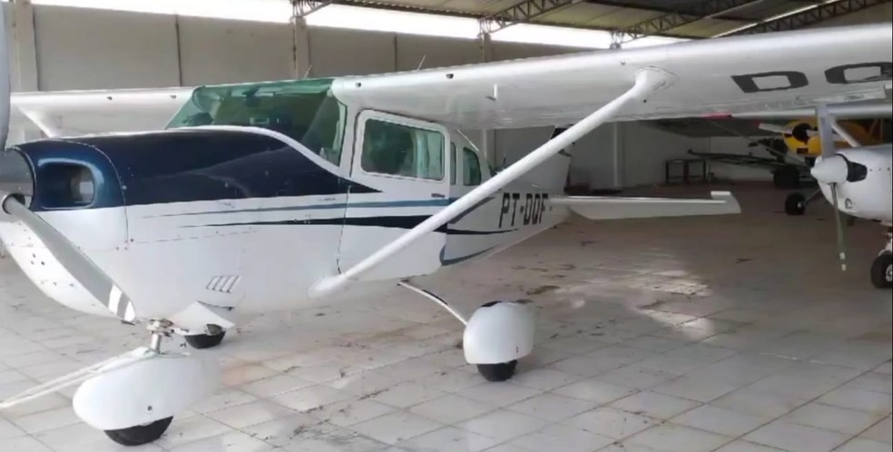 Ultraleve modelo Cessna 206 PT-DQF — Foto: Reprodução/Redes sociais