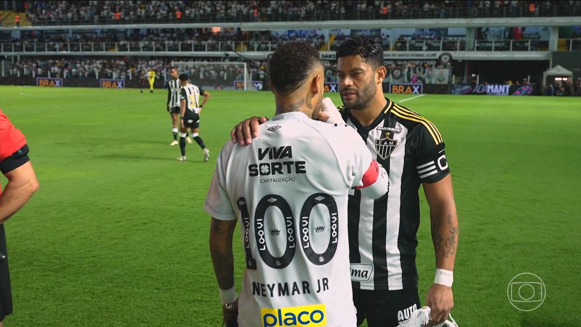 Hulk e Neymar disputam posto de maior artilheiro brasileiro em atividade 