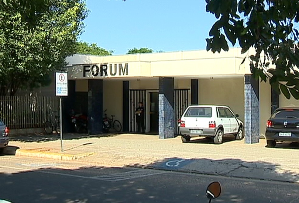 Fórum de Rosana (SP) — Foto: Arquivo/TV Fronteira