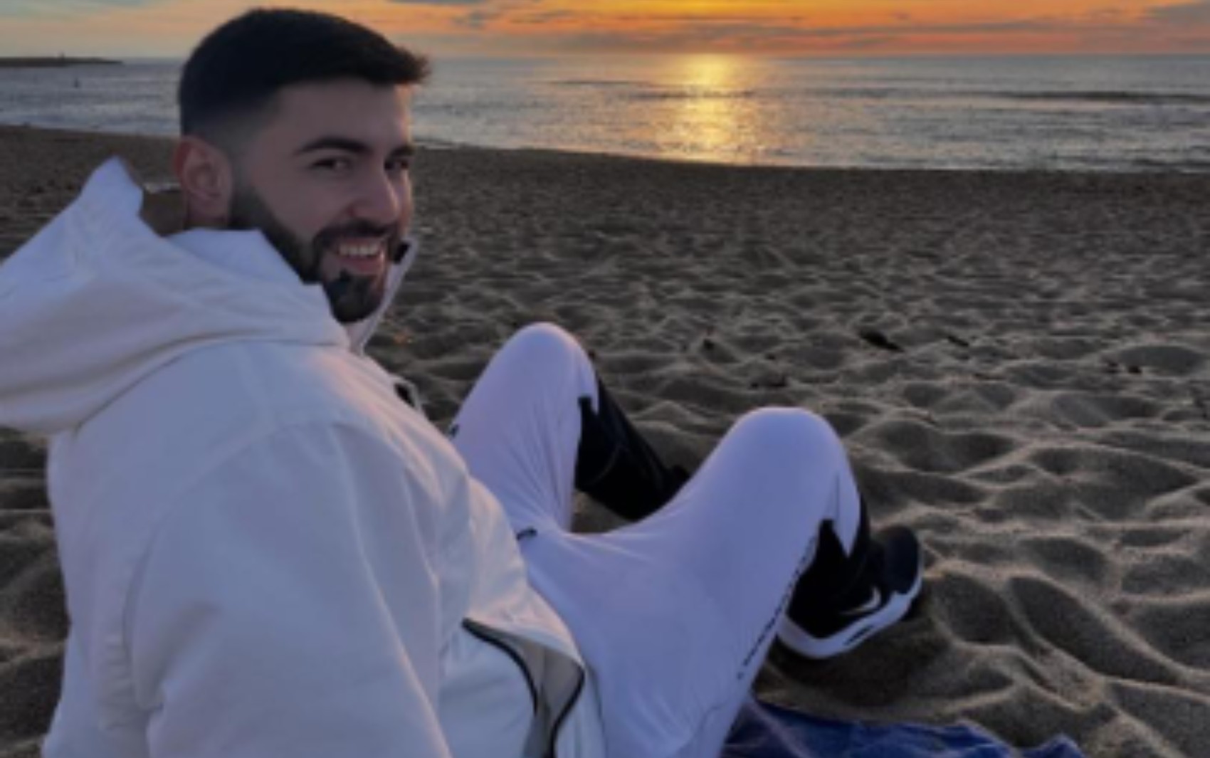 Corpo de goleiro brasileiro que morreu em praia fluvial em Portugal será velado em Vista Alegre do Alto, SP, no domingo