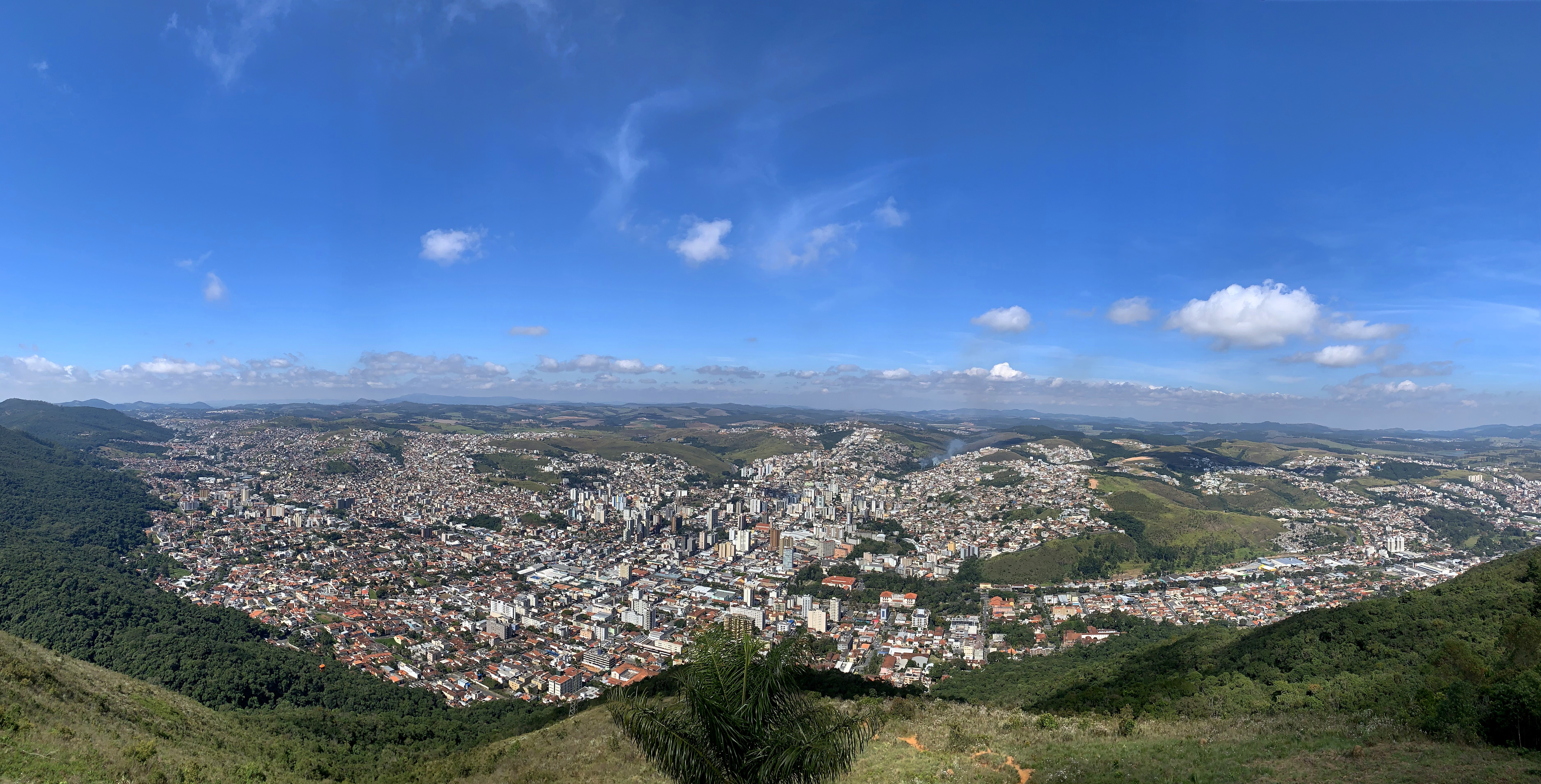 Entre fotos e memórias, veja antes e depois de 8 pontos de Poços de Caldas; cidade completa 151 anos