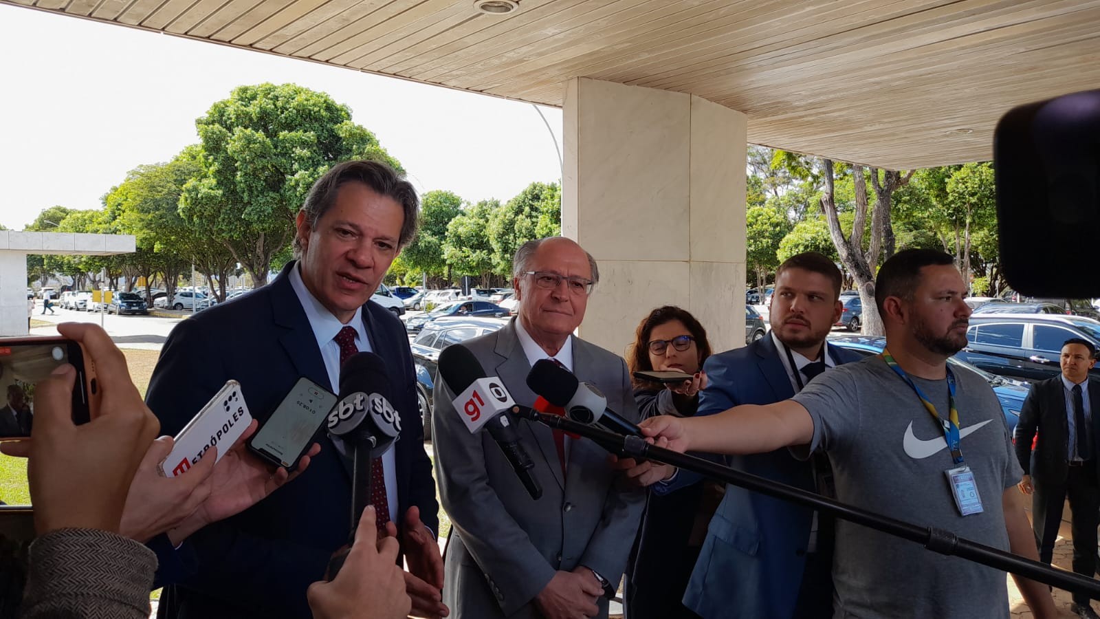 Centrão sugere a petistas Haddad na Casa Civil e Alckmin na Fazenda para fortalecer governo