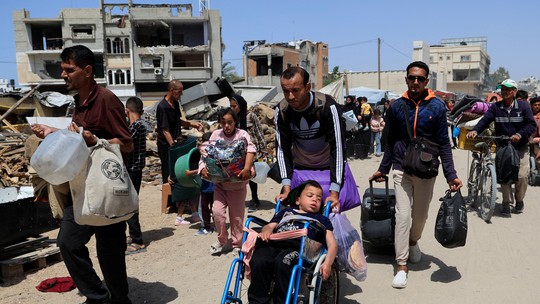Israel permite entrada de caminhões com ajuda humanitária na Faixa de Gaza