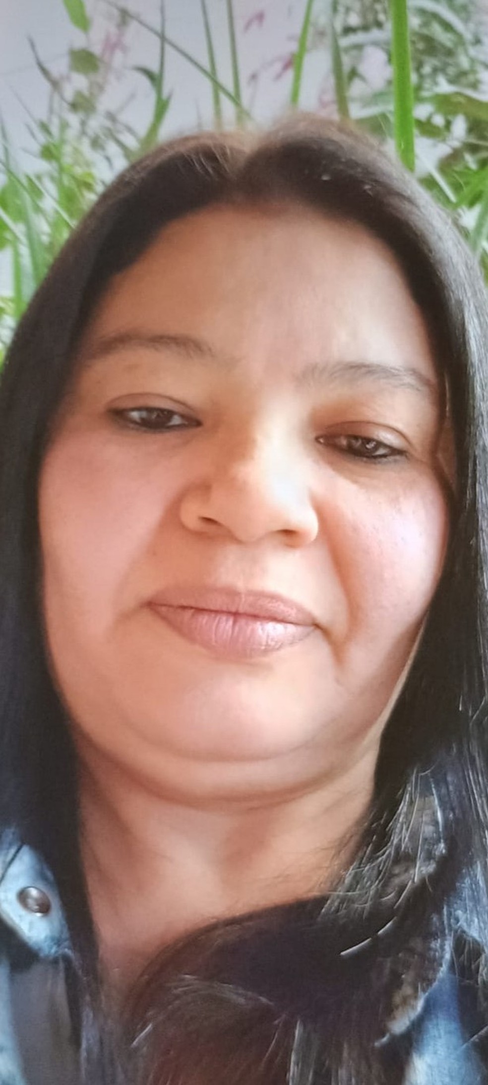 Maria Delene trabalhava como vendedora e, agora, aguarda resultado de perícia do INSS para receber benefício — Foto: Acervo pessoal
