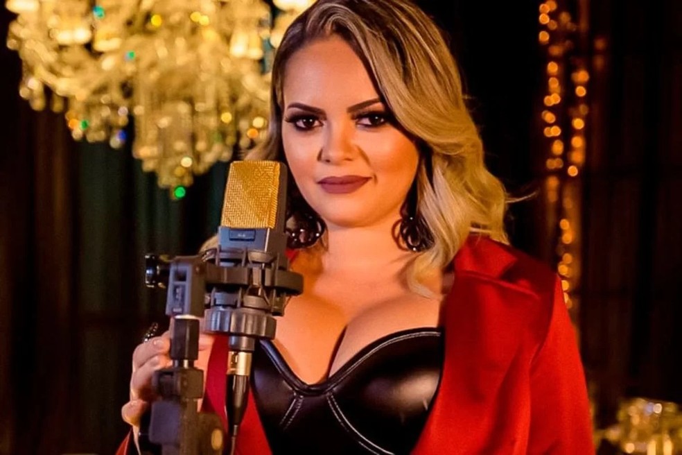 Corpo da cantora Dani Li chega nesta sexta (26), em Macap&aacute;. &mdash; Foto: Internet/reprodu&ccedil;&atilde;o