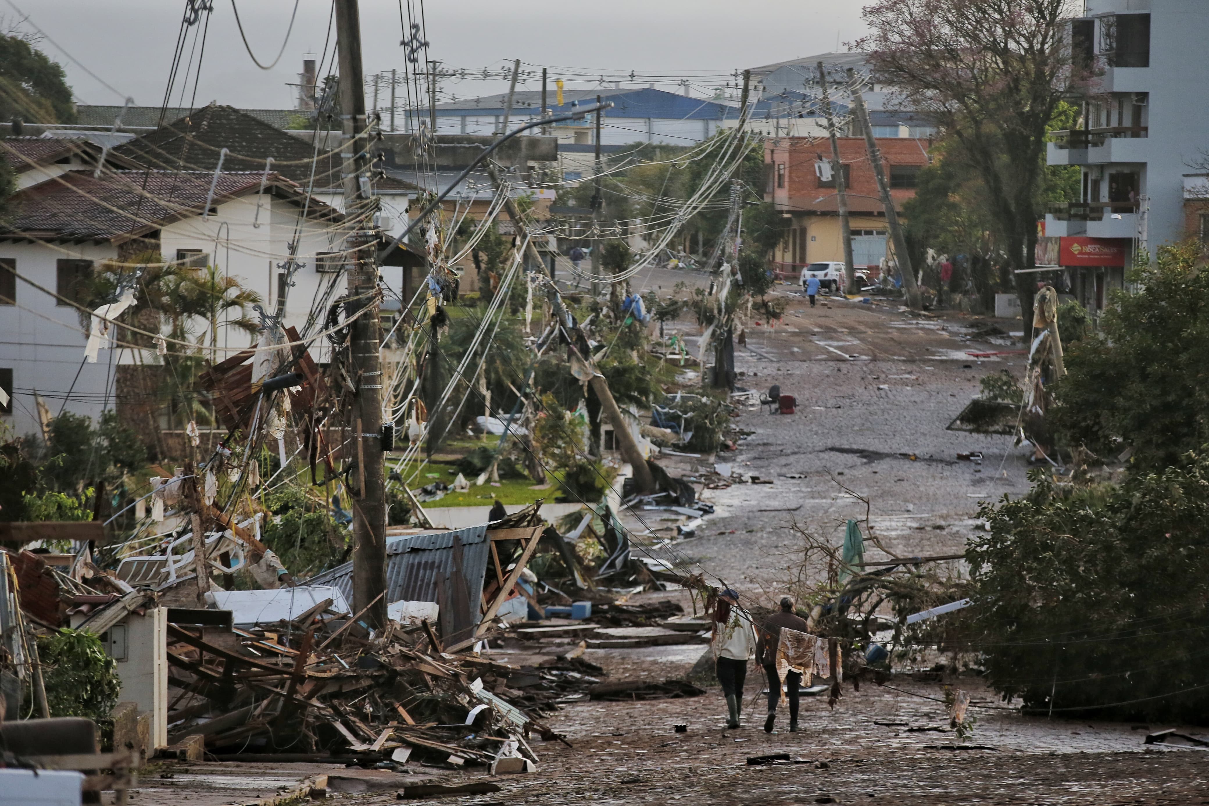 Sete meses depois de ciclone, RS identifica 54ª vítima de enchente no Vale do Taquari