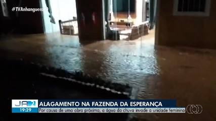 Unidade feminina da Fazenda da Esperança fica alagada após forte chuva