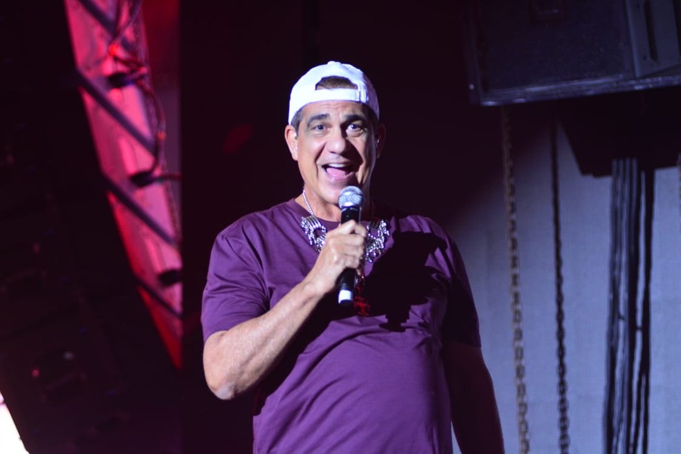 Durval Lélys é a segunda atração do palco principal do Festival Virada Salvador nesta quinta-feira (28) — Foto: Joilson César/ Ag. Picnews