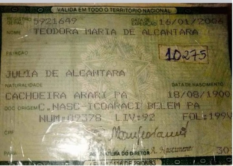 Como mostra o RG, Teodora Maria de Alcântara nasceu em 18 de agosto de 1900. — Foto: Reprodução / Arquivo Pessoal