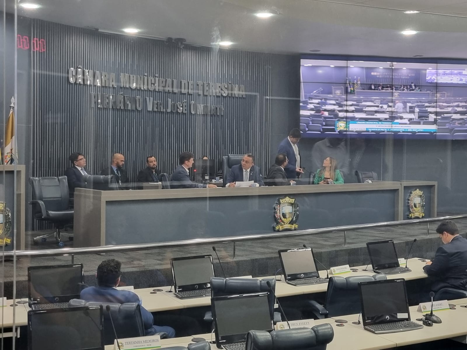 Prefeitura de Teresina gasta R$ 25 mi com pagamento de empréstimos, diz secretário de Finanças na CPI da Dívida