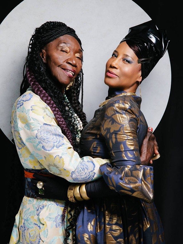 Lia de Itamaracá e Daúde batizam álbum em dupla com bolero de Otto e Pupillo